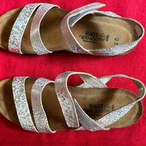 Naot Kayla silver embossed sandals, size 40
